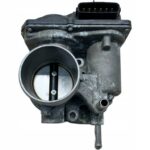 YARIS III 1.5 HYBRYDA PRZEPUSTNICA POWIETRZA 22030-47040