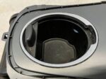 AVENSIS T27 LIFT T29 OSŁONA TUNELU ŚRODKOWEGO LEWARKA Z KUBKIEM - obrazek 2