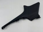 CHR C-HR II OSŁONA SŁUPKA TYLNEGO LEWY TYŁ CZARNA 62480-F4010