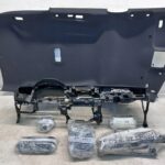 COROLLA E21 LIFT DESKA KONSOLA AIRBAG KURTYNY PASY PODSUFITKA CZARNA KPL