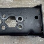 #2 RAV4 V HYBRYDA ŁAPA WSPORNIK OSŁONA PODPORA SKRZYNI BIEGÓW 33185-42020