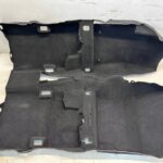 COROLLA E21 SEDAN DYWAN WYKŁADZINA WNĘTRZA PODŁOGI CZARNY