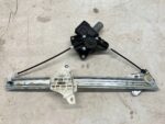 YARIS IV MAZDA 2 PODNOŚNIK SZYBY DRZWI PRZEDNICH LEWY PRZÓD 85720-K0020 - obrazek 6