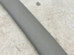 YARIS III OSŁONA SŁUPKA PRZEDNIEGO PRZÓD LEWA PRZEDNIA SZARA 62212-33734 - obrazek 3