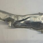 COROLLA E21 1.8 HYBRYDA OSŁONA TERMICZNA RURY WYDECHOWEJ KATALIZATORA A6