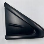 COROLLA E21 TRÓJKĄT NAKŁADKA OSŁONA BŁOTNIKA PRZEDNIEGO PRAWA 60117-02230
