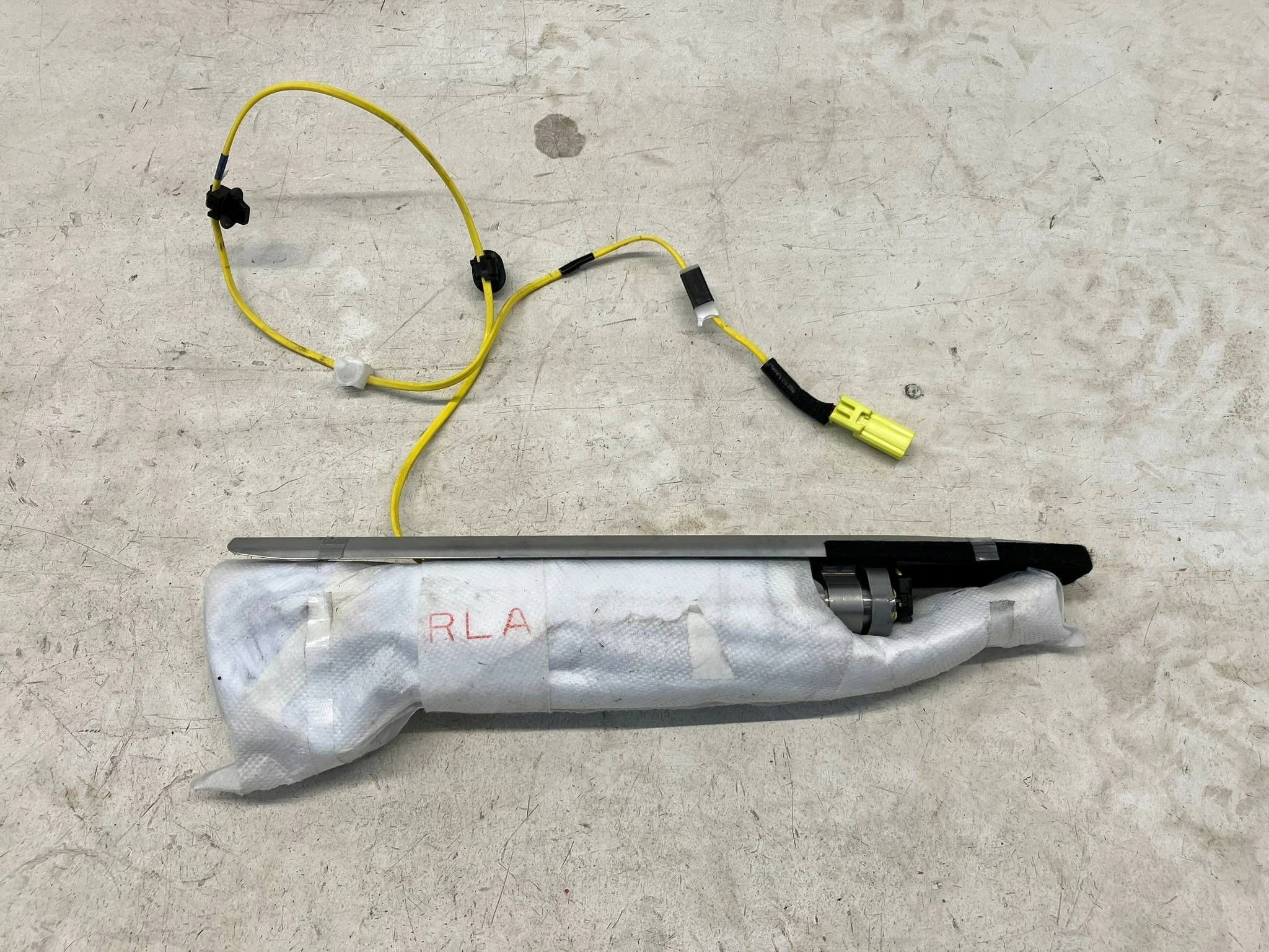 allegro-dd083f629475c7b556f891d1 RAV4 V PODUSZKA POWIETRZNA AIRBAG FOTELA FOTELOWA PASAŻERA PRAWA - obrazek 1