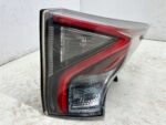 PRIUS IV LAMPA TYLNA PRAWA PRAWY TYŁ KOMPLETNA ZAŚLEPKA - obrazek 2