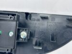 COROLLA E21 PRZYCISK PRZEŁĄCZNIK SZYBY DRZWI PRZEDNICH LEWY PRZÓD LUSTEREK - obrazek 6