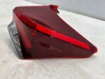 AURIS II LIFT HATCHBACK LAMPA TYLNA PRAWY TYŁ USZKODZONA - obrazek 3