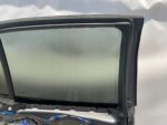 COROLLA E21 HATCHBACK DRZWI TYLNE LEWE LEWY TYŁ KOMPLETNE (1G3) HB - obrazek 11