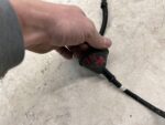 YARIS IV CROSS MAZDA 2 KOSTKA KOSTKI WTYCZKI WTYCZKA INSTALACJA - obrazek 3