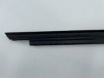 RAV4 V ZGARNIACZ LISTWA WEWNĘTRZNY SZYBY DRZWI TYLNY PRAWY TYŁ 68173-42060 - obrazek 2