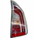 PRIUS III LIFT LAMPA TYLNA PRAWY TYŁ ANGLIK UK