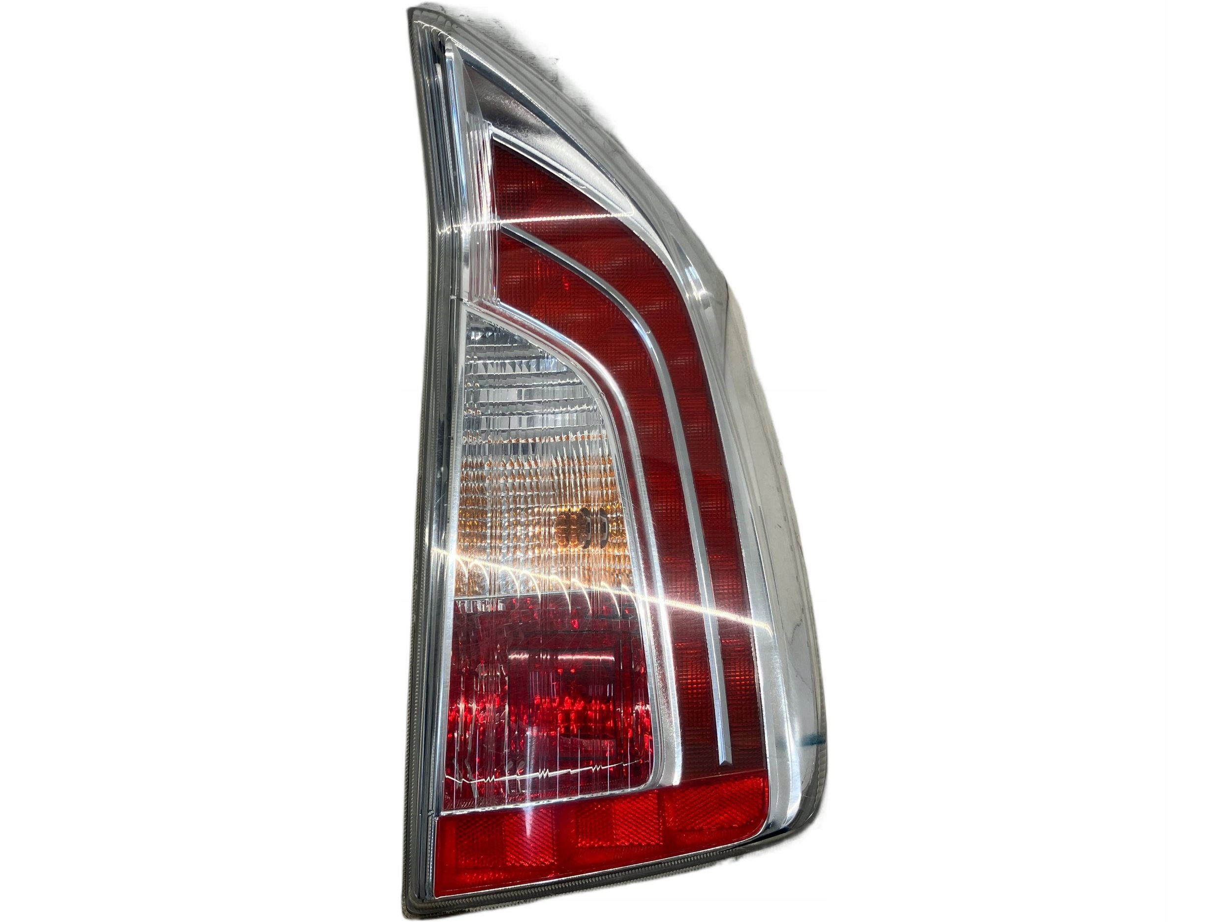 allegro-ea1b1dc9aa365988b945c567 PRIUS III LIFT LAMPA TYLNA PRAWY TYŁ ANGLIK UK - obrazek 1