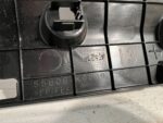 YARIS IV CROSS MAZDA 2 OSŁONA DESKI KONSOLI DOLNA LEWA POD NOGI 55606-K0030 - obrazek 8