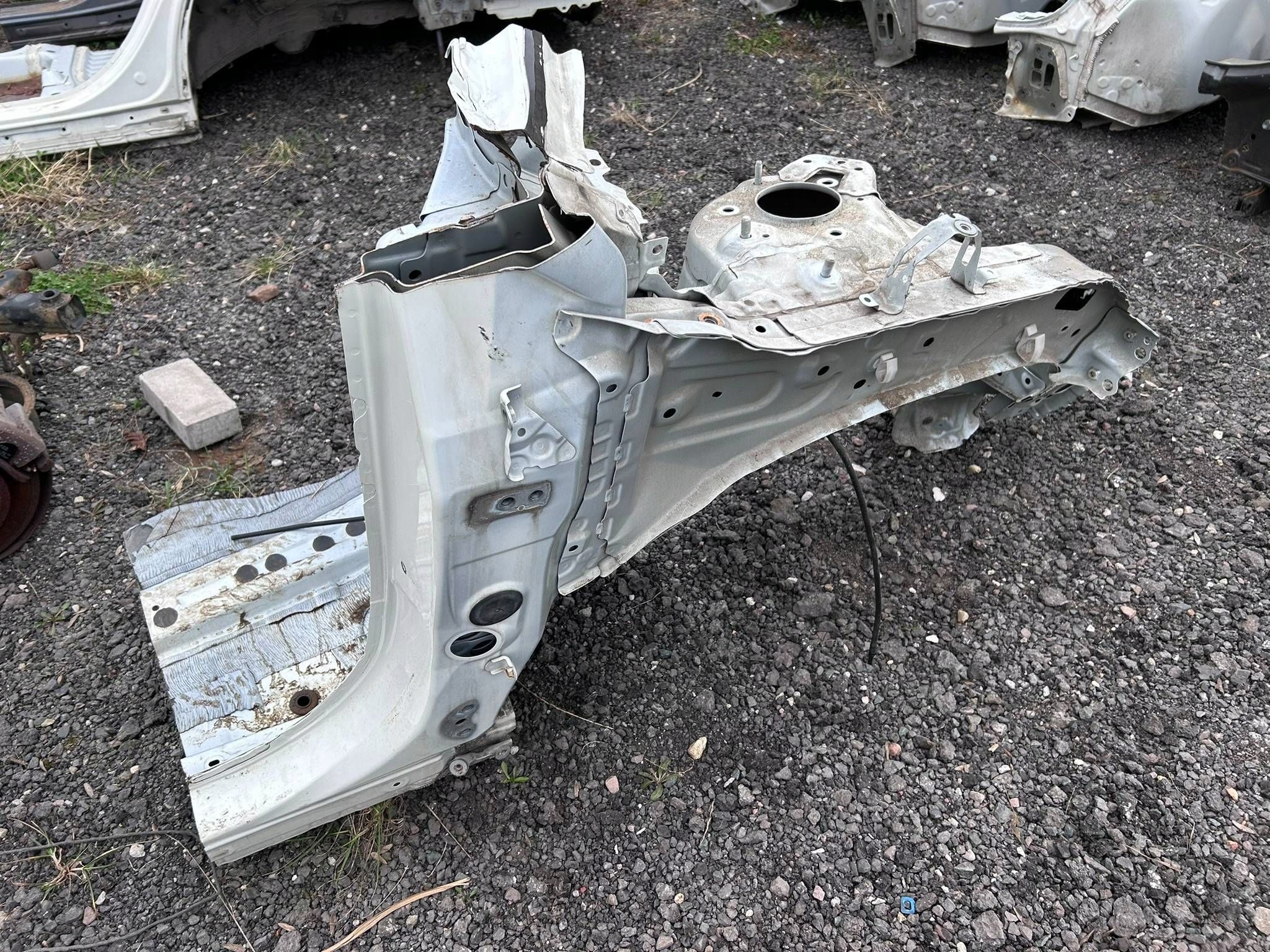 allegro-ef4c30c67085c2b155b7ade9 RAV4 V ĆWIARTKA PRZEDNIA PRAWA PRAWY PRZÓD 070 2QJ - obrazek 1
