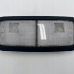 COROLLA E21 KOMBI LAMPKA OŚWIETLENIA KABINY WNĘTRZA PODSUFITKI TYLNA CZARNA
