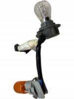YARIS III LIFT WKŁAD WIĄZKA INSTALACJA LAMPY TYLNEJ PRAWEJ PRAWY TYŁ ŻARÓWK
