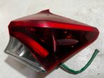 AURIS II LIFT HATCHBACK LAMPA TYLNA PRAWA USZKODZO - obrazek 2