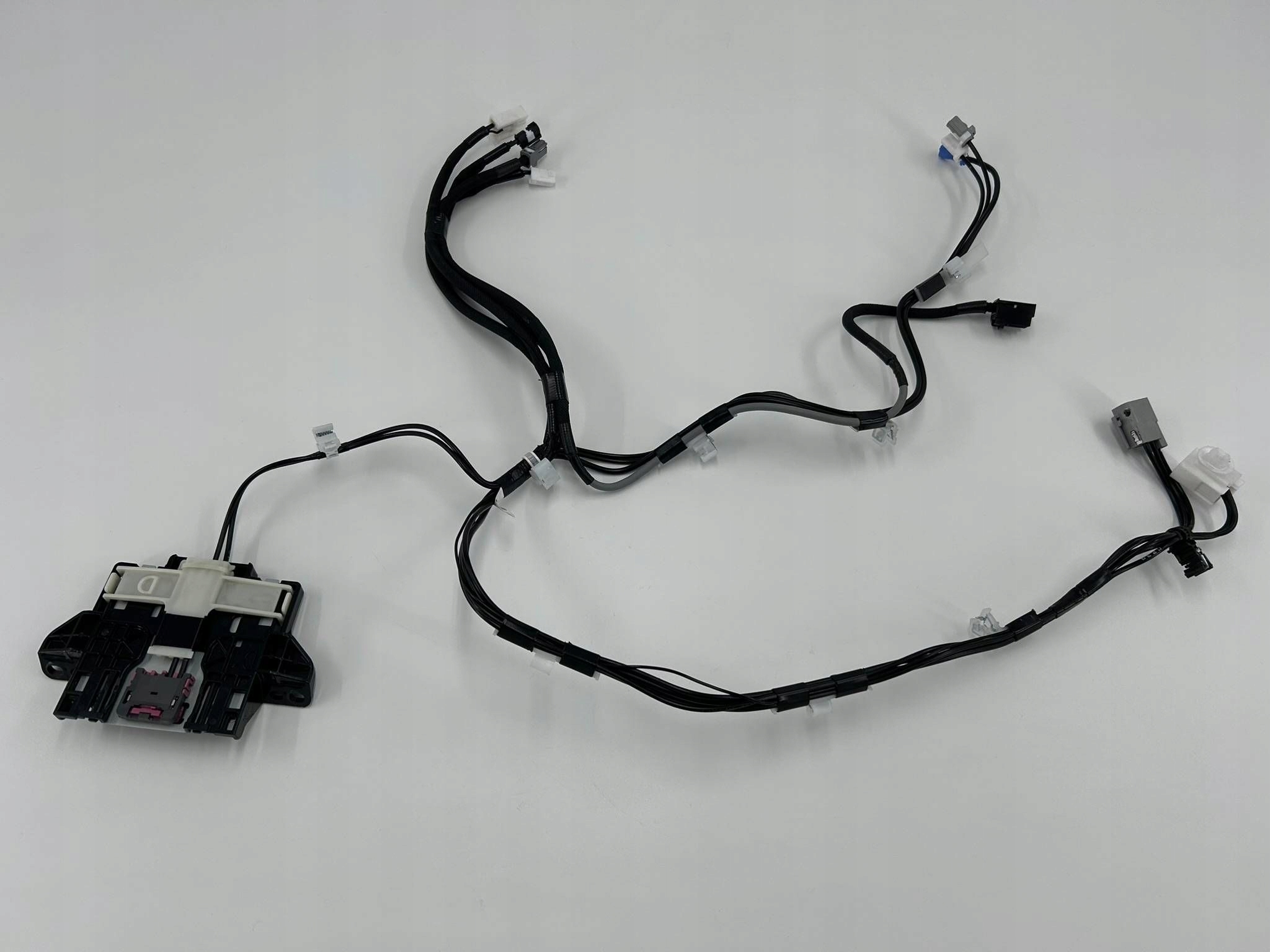 allegro-f5ce76247a348e5858f38587 COROLLA E21 ANTENA GPS NAWIGACJI NAVI POD DESKĄ KONSOLE 86862-42010 - obrazek 1