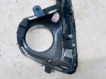 YARIS III LIFT KRATKA ZAŚLEPKA HALOGENU PRAWA SZARA CHROM Y20 - obrazek 9