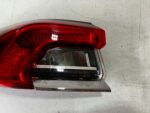 COROLLA E21 SEDAN LAMPA TYLNA LEWY TYŁ ZWYKŁA - obrazek 3