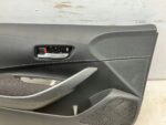 COROLLA E21 LIFT BOCZEK TAPICERKA DRZWI PRZEDNICH LEWYCH LEWY PRZÓD (1) - obrazek 3