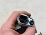 YARIS IV CROSS MAZDA 2 1.5 HYBRYDA LISTWA WTRYSKOWA CZUJNIK 89458-33041 - obrazek 3
