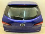 COROLLA E21 LIFT KOMBI KLAPA TYLNA POKRYWA BAGAŻNIKA ELEKTRYCZNA KPL 8Y8