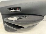 COROLLA E21 KOMBI BOCZEK TAPICERKA DRZWI TYLNYCH PRAWY TYŁ MATERIAŁOWY - obrazek 5