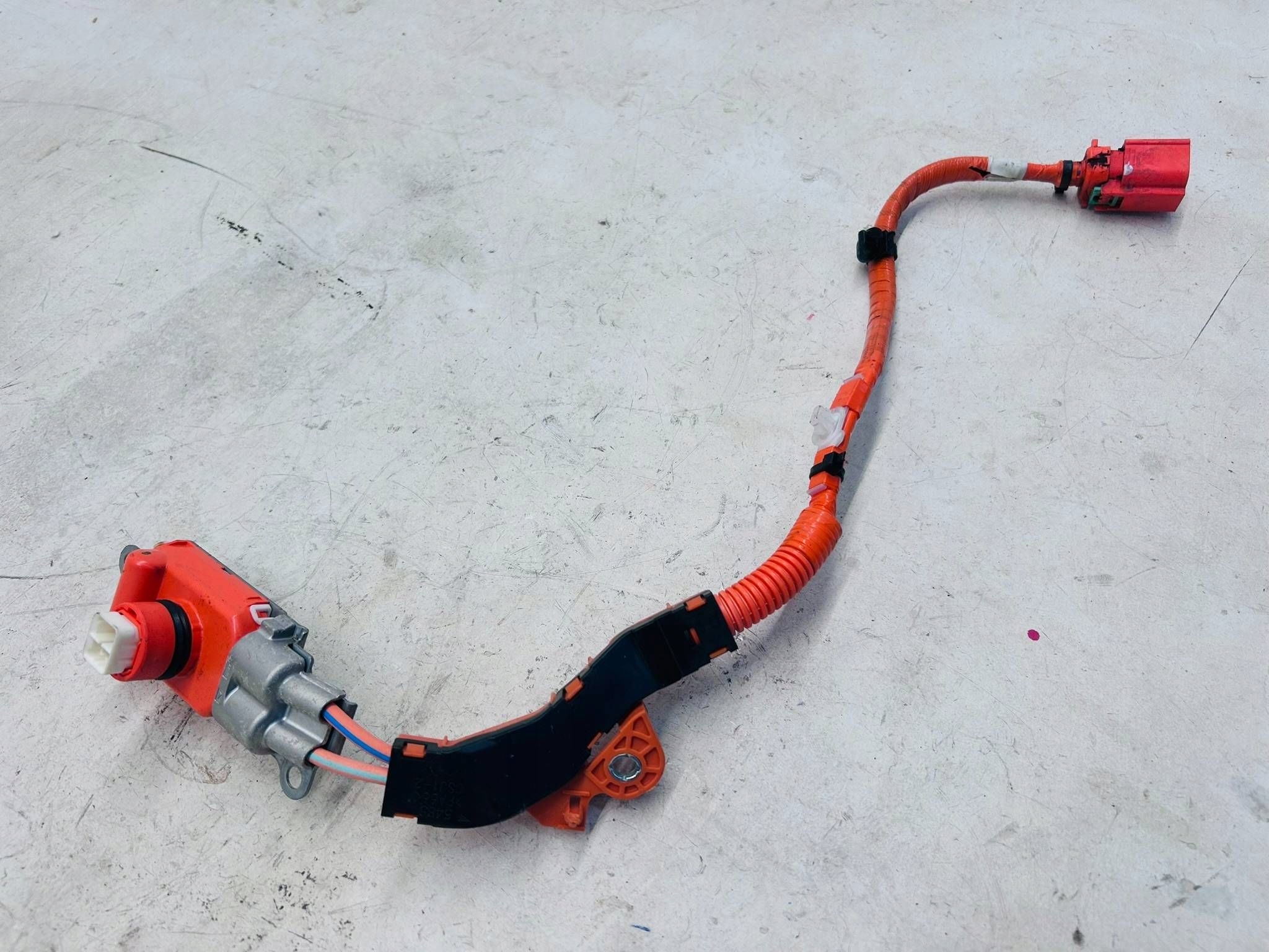allegro-fe19a56a6f587a3a3ba2a44a COROLLA E21 LIFT 1.8 HYBRYDA INSTALACJA KOMPRESORA SPRĘŻARKI KLIMATYZACJI - obrazek 1