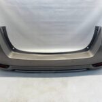 AURIS II LIFT KOMBI KOMPLETNY ZDERZAK TYLNY TYŁ 4x PDC 4V8 DO POPRAWEK