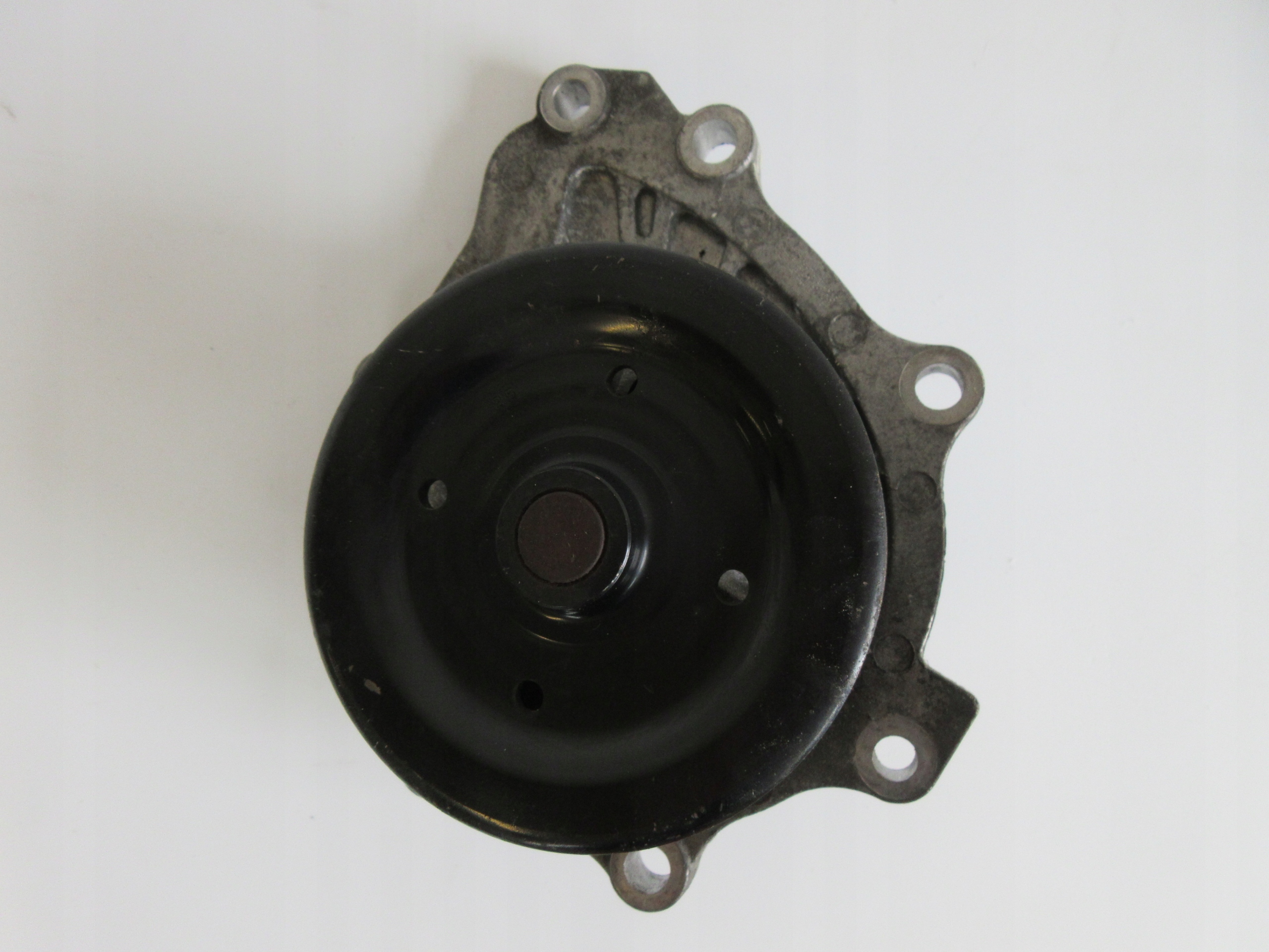 allegro-0637bdfe07050d00509f0a73 RAV4 III D4D D-CAT POMPA WODY - obrazek 1