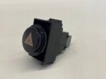 AURIS II LIFT PRZYCISK PRZEŁĄCZNIK ŚWIATEŁ AWARYJNYCH 84332-02300