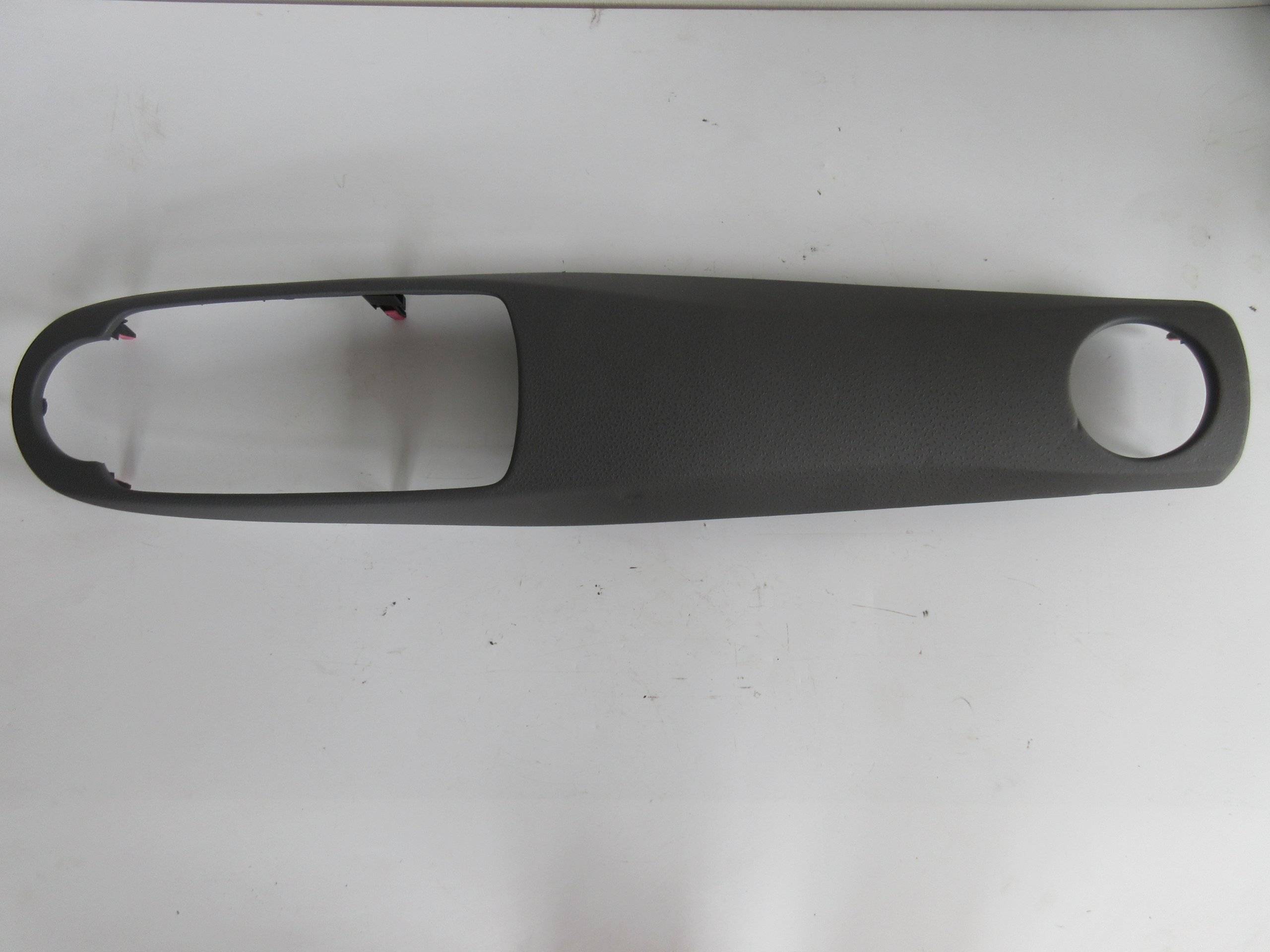 allegro-1368426a46c548f3c4bd678f YARIS III OSŁONA DESKI ROZDZIELCZEJ PRAWA MIĘKKIE - obrazek 1