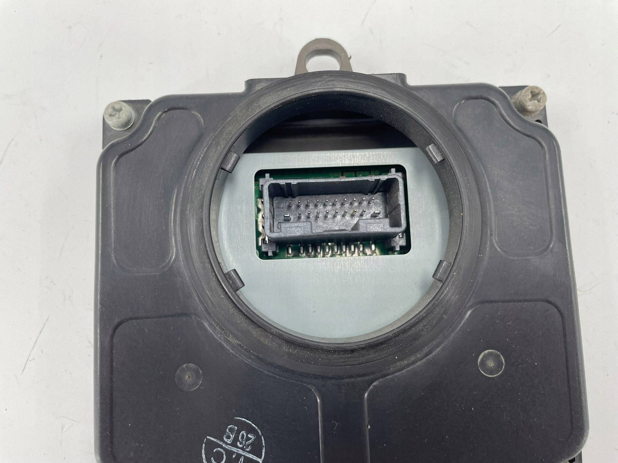 allegro-3312002af11d6b1a12fc19da RAV4 V MODUŁ STERUJĄCY STEROWNIK LAMPY LED LEWY BEZ SOCZEWKI - obrazek 1