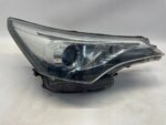 AVENSIS T27 LIFT T29 LAMPA PRZEDNIA PRAWA PRAWY PRZÓD ANGLIK UK USZKODZONA