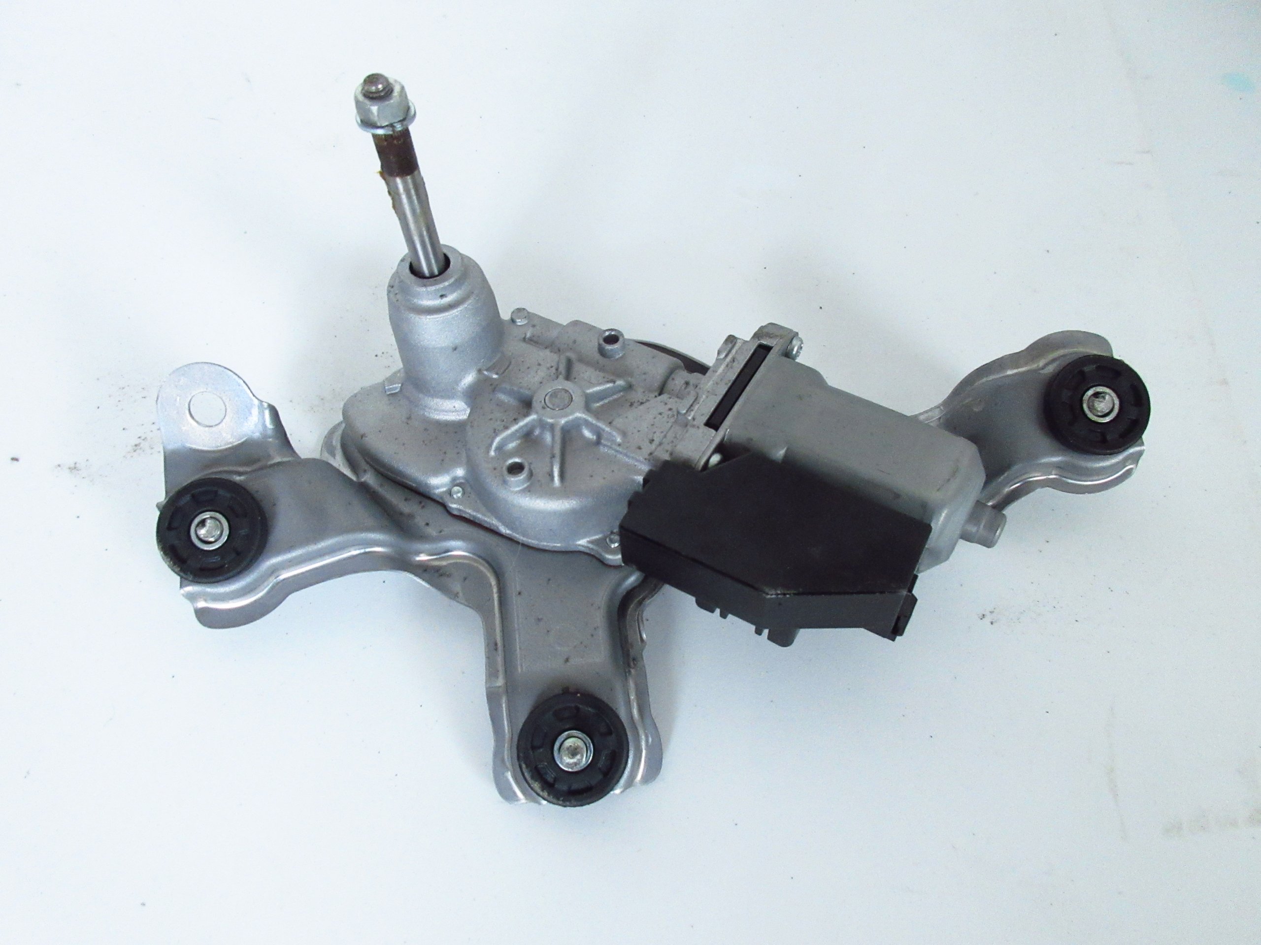 allegro-42177d09a47168bdeb93b212 AVENSIS T27 MECHANIZM WYCIERACZKI TYLNEJ - obrazek 1