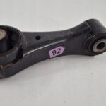 YARIS III 1.33 1.5B ŁAPA PODUSZKA MOCOWANIE SILNIKA SKRZYNI TYŁ TYLNA 92