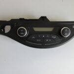 YARIS III 2017 LIFT PANEL KLIMATYZACJI