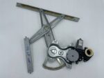 YARIS III MECHANIZM PODNOSZENIA SZYBY DRZWI PRZEDNICH LEWY PRZÓD 857200D360