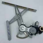 YARIS III MECHANIZM PODNOSZENIA SZYBY DRZWI PRZEDNICH LEWY PRZÓD 857200D360