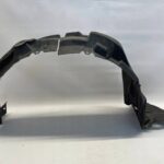 AURIS II NADKOLE PRZEDNIE PRAWE PRAWY PRZÓD Z CHLAPACZEM 53875-02410
