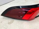 COROLLA E21 SEDAN LAMPA TYLNA LEWY TYŁ LED USZKODZONA 81560-02D20 - obrazek 3