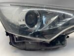 AVENSIS T27 LIFT T29 LAMPA PRZEDNIA PRAWA PRAWY PRZÓD ANGLIK UK USZKODZONA - obrazek 3
