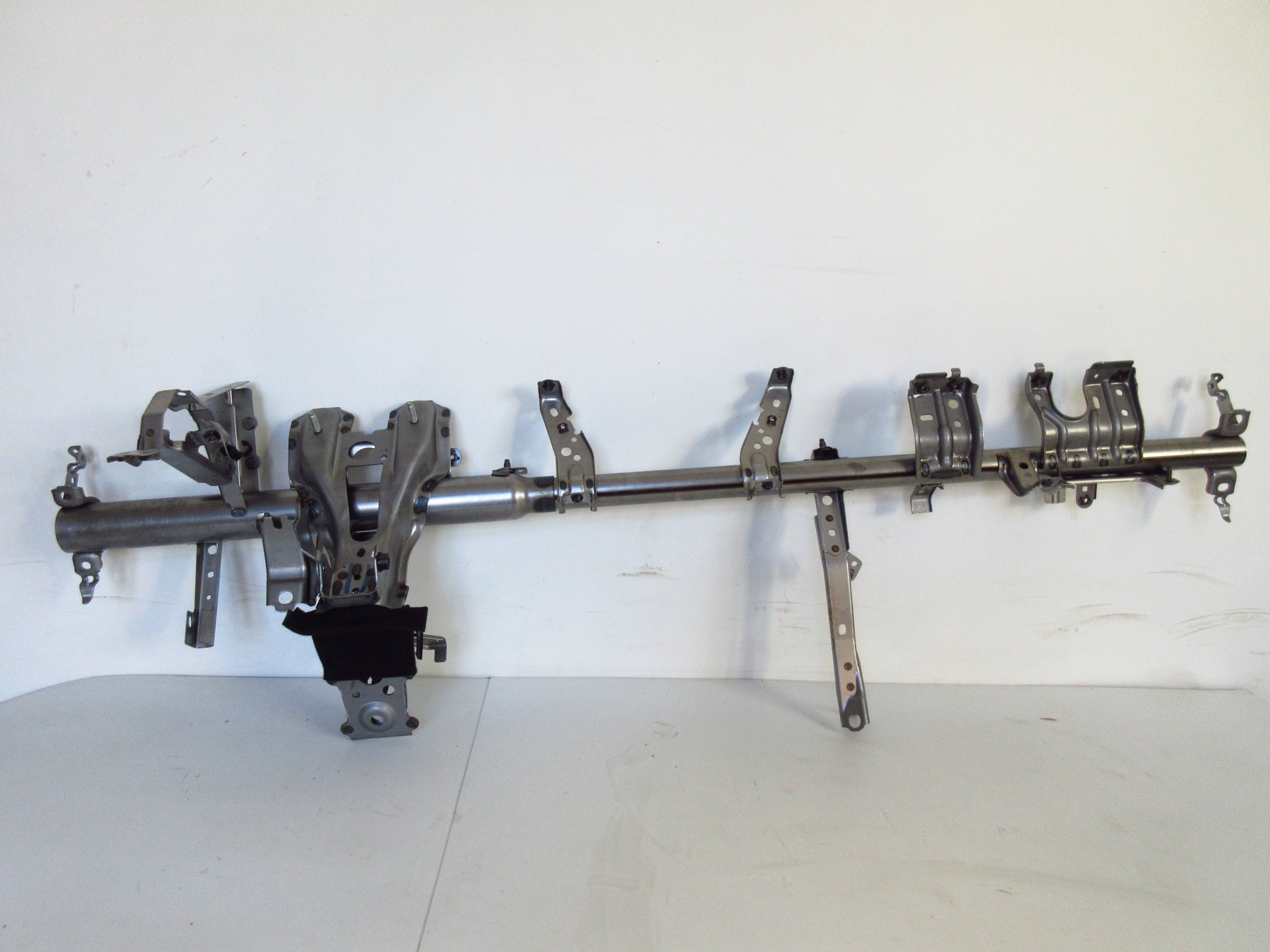 allegro-91824f88d1d787d6915a4656 PRIUS III BELKA KONSOLI DESKI - obrazek 1