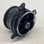 AURIS II LIFT KRATKA NAWIEWU DESKI ROZDZIELCZEJ KONSOLI PRAWA 55662-12340