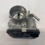 YARIS IV CROSS MAZDA 2 1.5 HYBRYDA PRZEPUSTNICA POWIETRZA 22030-F3030