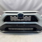 RAV4 V LIFT PLUG-IN ZDERZAK PRZEDNI PRZÓD KAMERA PDC SPRYSKIWACZE 089 2PS